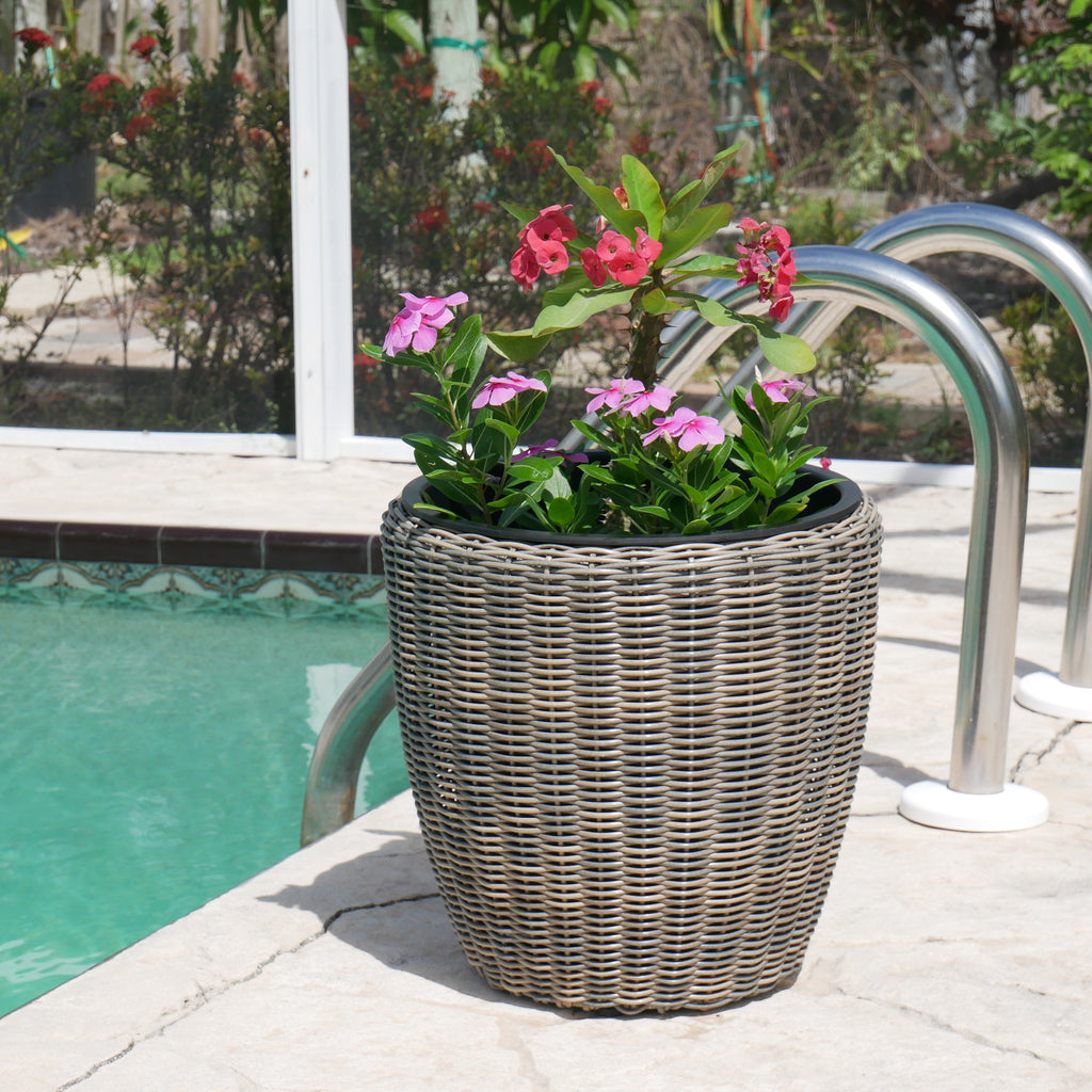 Round Wicker Planter