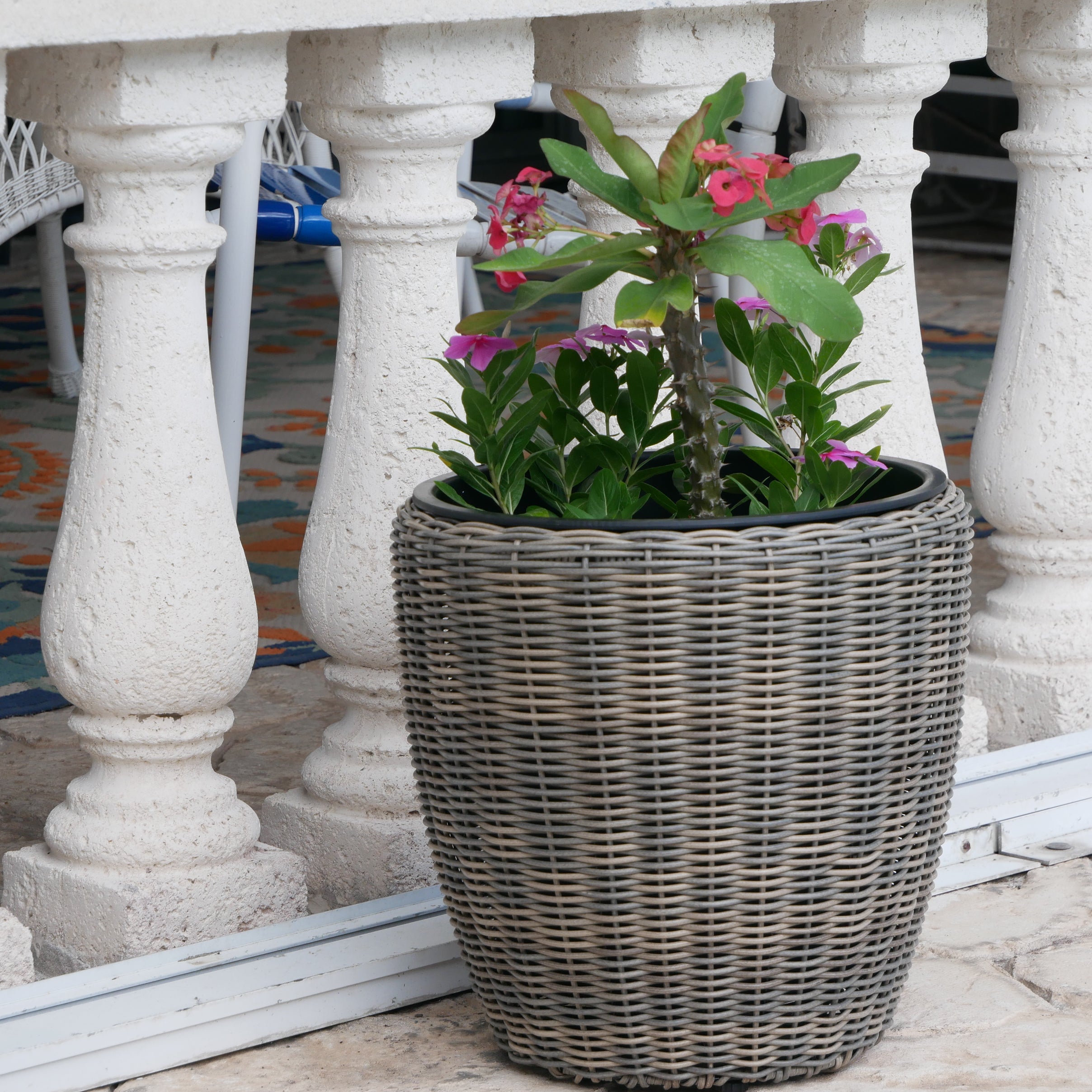 Round Wicker Planter