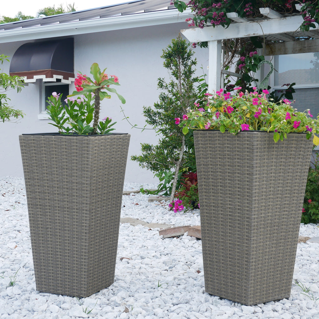 Set of 2 Wicker Planters, Large